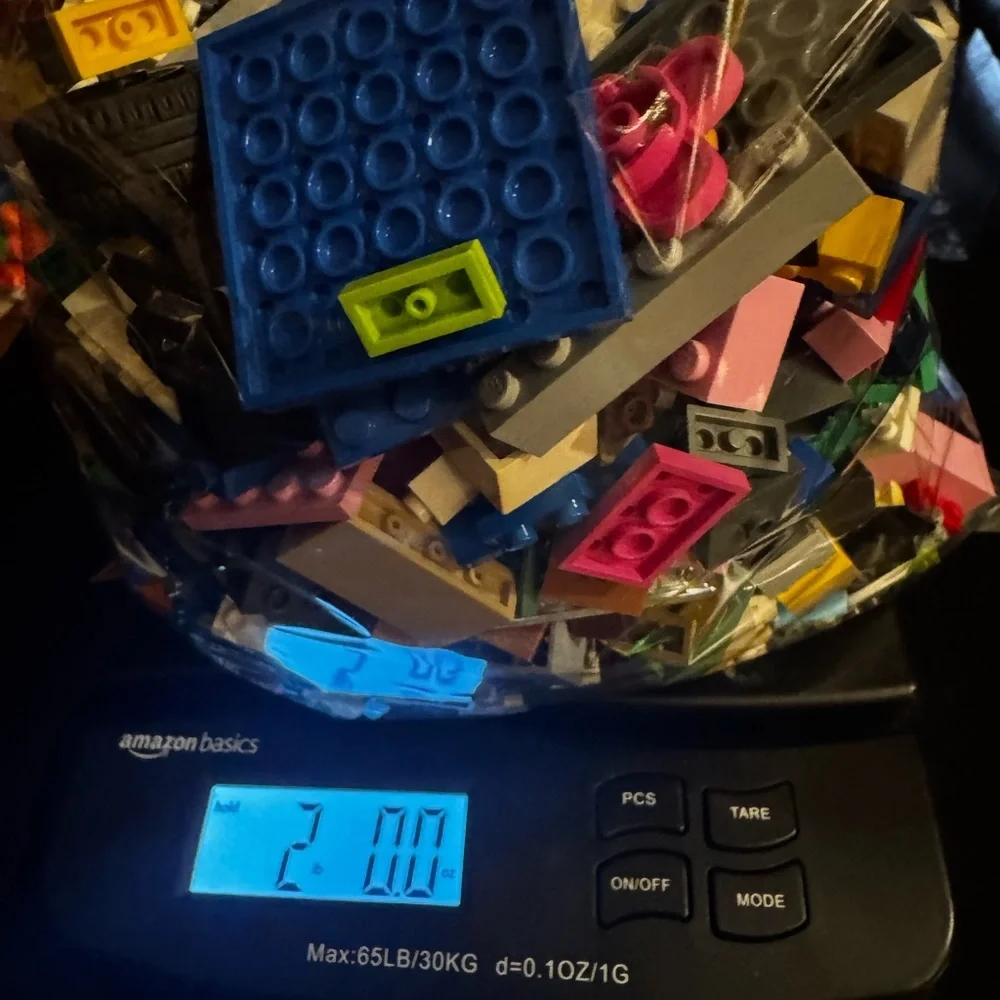 LEGO Bulk Lot of 2 Pounds Bricks Parts and Pieces Genuine 2 Lbs Grab Bag - Picture 10 of 11